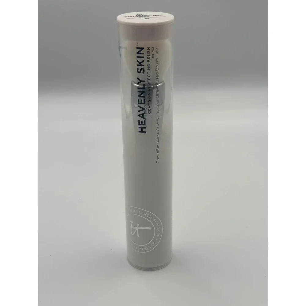 IT Cosmetics Heavenly Skin CC+ Skin Perfecting Brush No 702 Anti-Aging‎